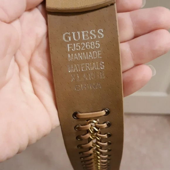 Tan color Guess belt - Picture 6 of 6